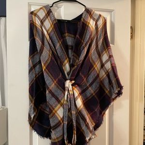 Women’s Winter Front Tie Plaid Poncho